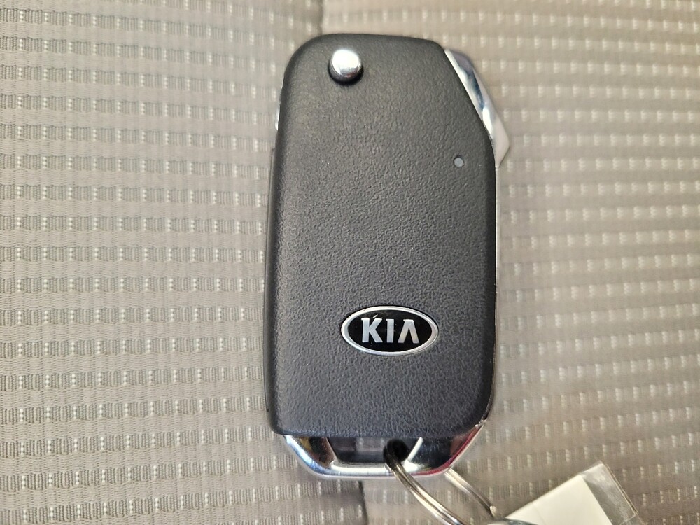 2020 Kia Forte in Toledo, OH 43617 - 18109857 32