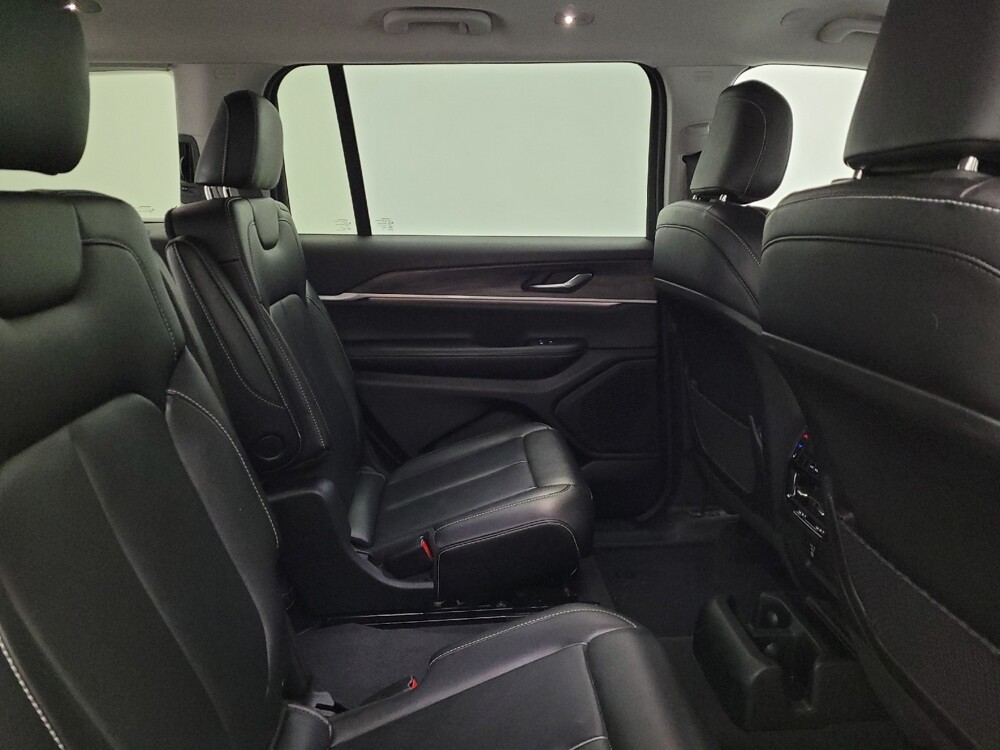 2023 Jeep Grand Cherokee L in Maple Heights, OH 44137 - 18109862 19