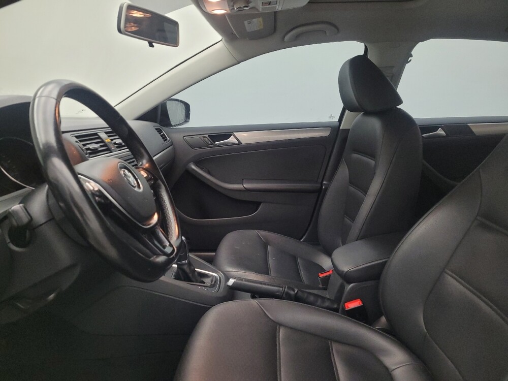 2018 Volkswagen Jetta in Columbus, OH 43231 - 18109863 17