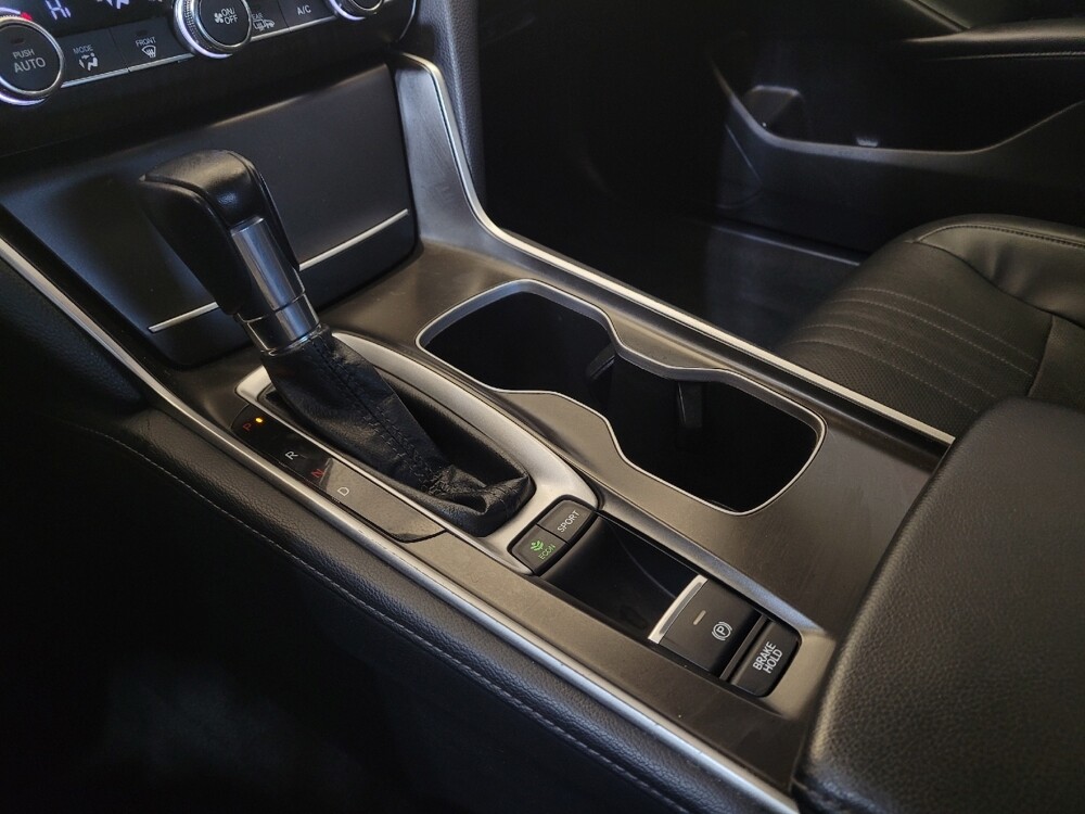 2018 Honda Accord in Toledo, OH 43617 - 18109865 26