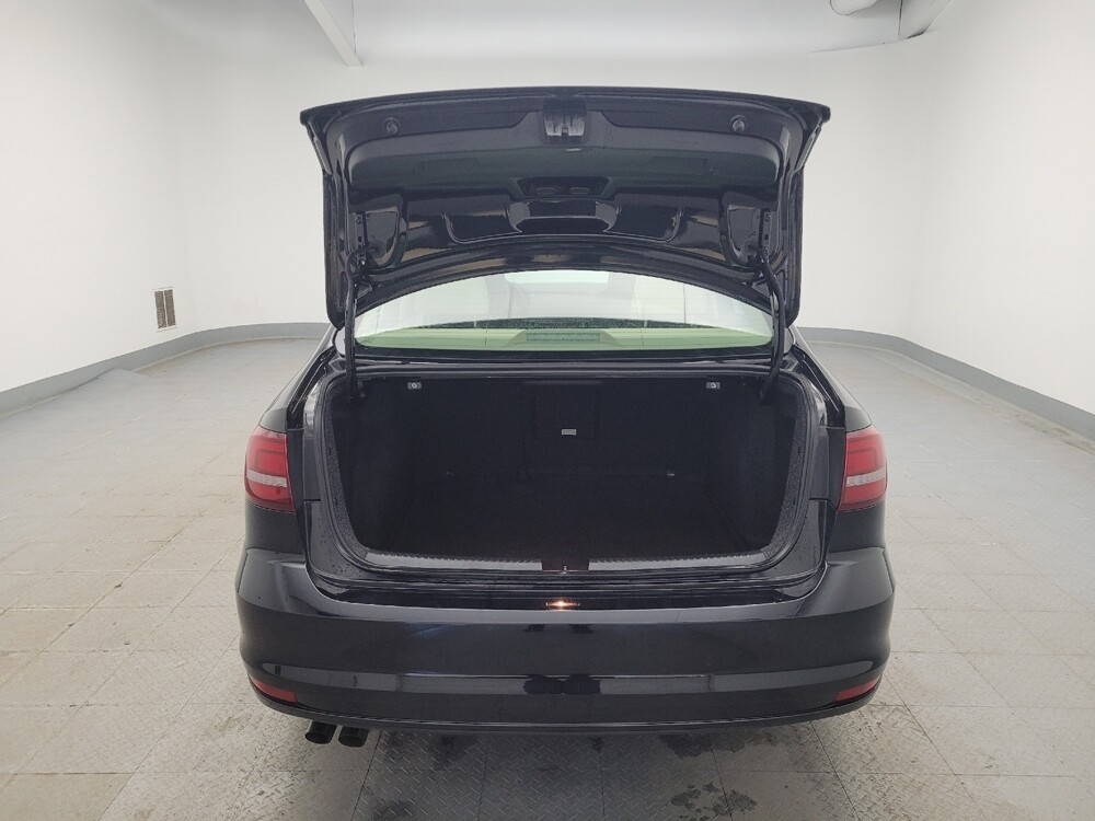 2016 Volkswagen Jetta in Columbus, OH 43228 - 18109866 29