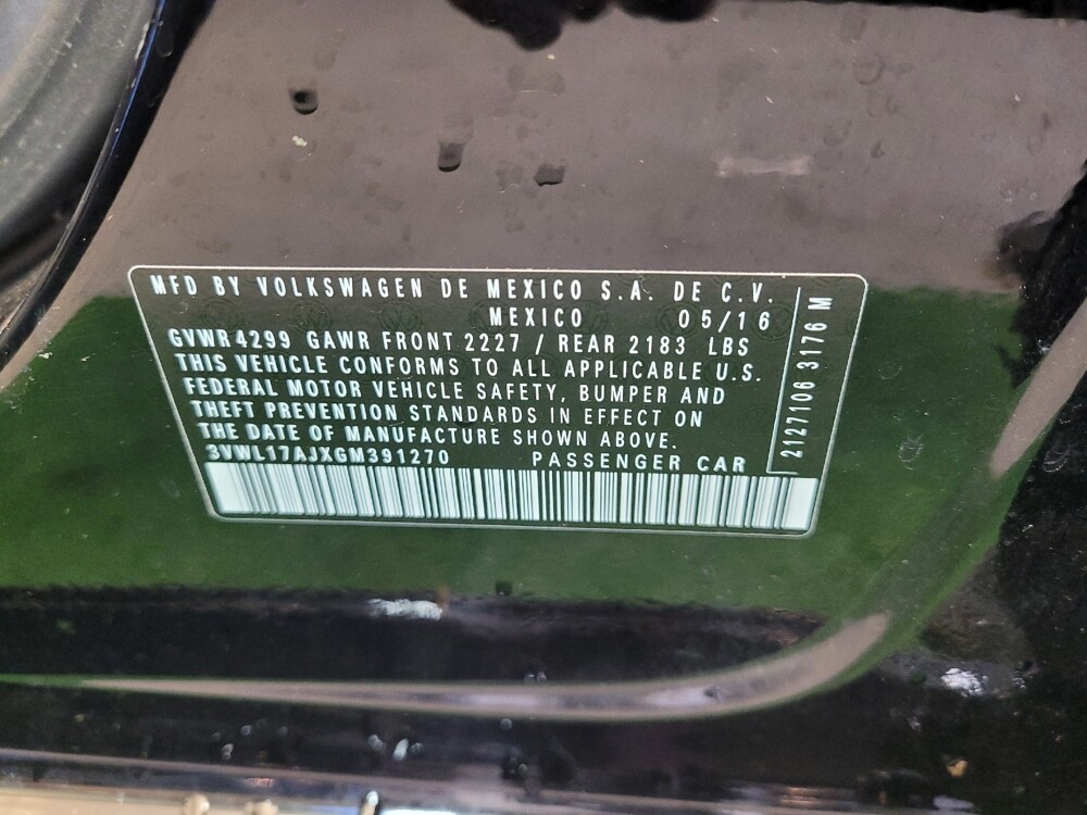 2016 Volkswagen Jetta in Columbus, OH 43228 - 18109866 33