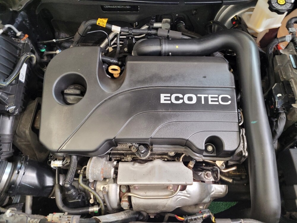 2021 Chevrolet Equinox in Toledo, OH 43617 - 18109869 30