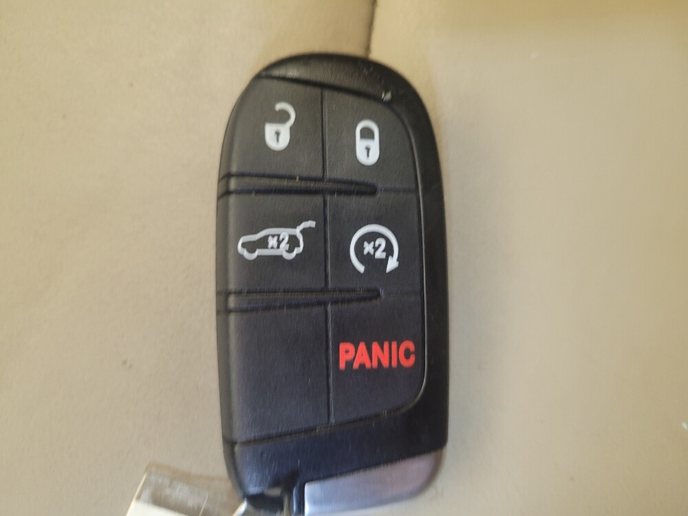 2017 Jeep Grand Cherokee in Columbus, OH 43228 - 18109870 32