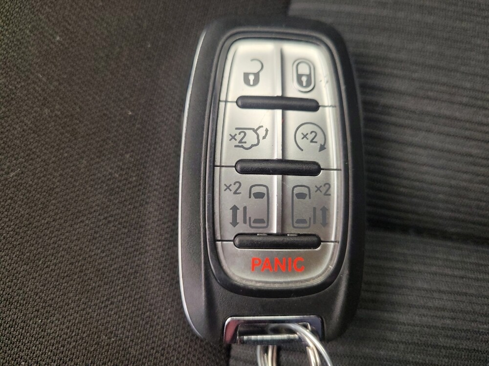 2022 Chrysler Voyager in Columbus, OH 43228 - 18109871 32