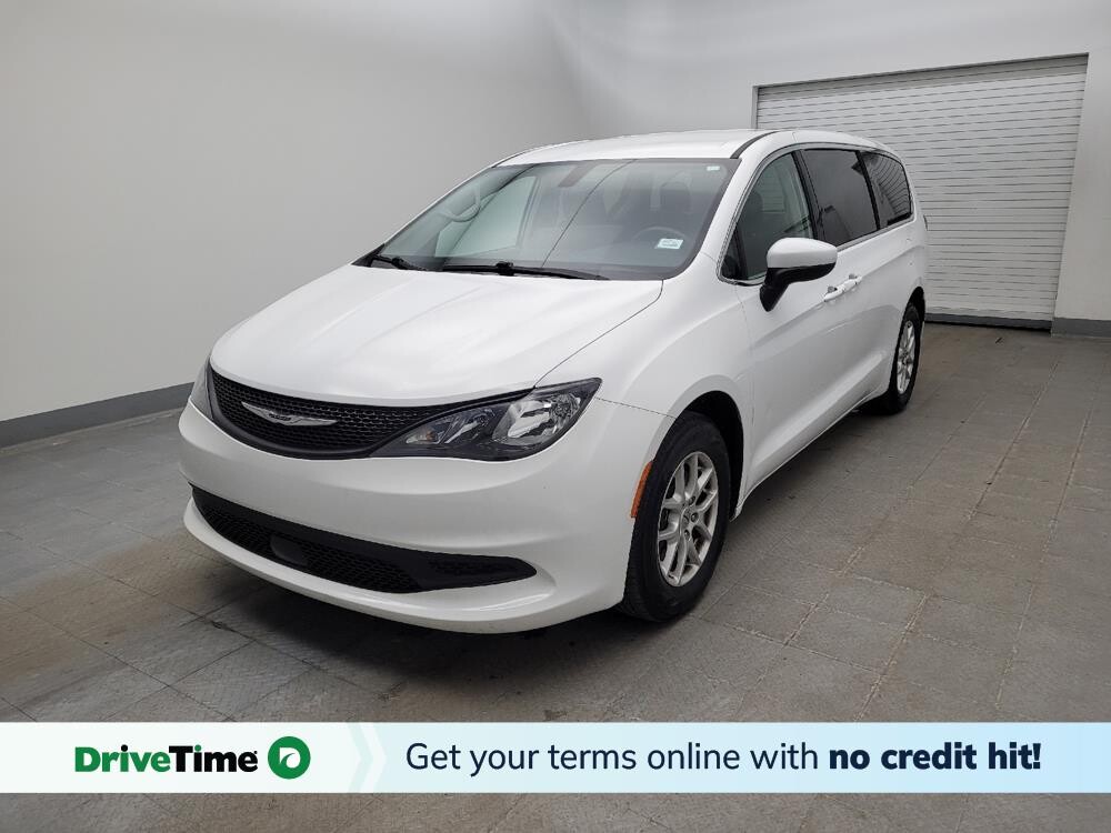 2022 Chrysler Voyager in Columbus, OH 43228 - 18109871