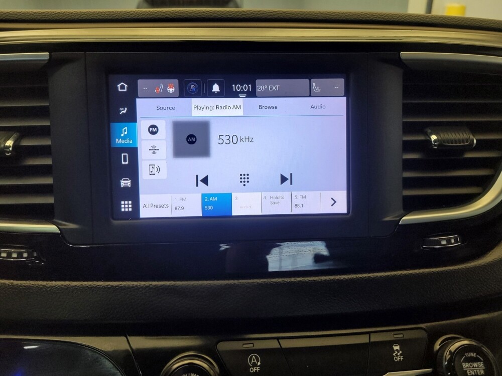 2022 Chrysler Voyager in Columbus, OH 43228 - 18109871 25