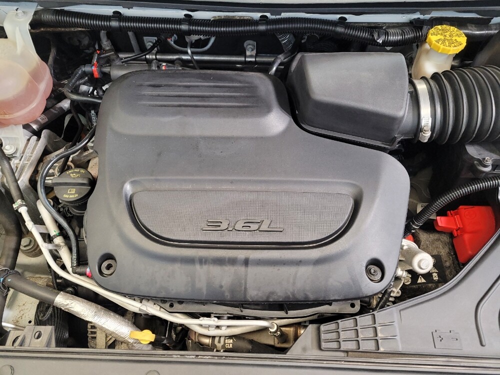 2022 Chrysler Voyager in Columbus, OH 43228 - 18109871 30