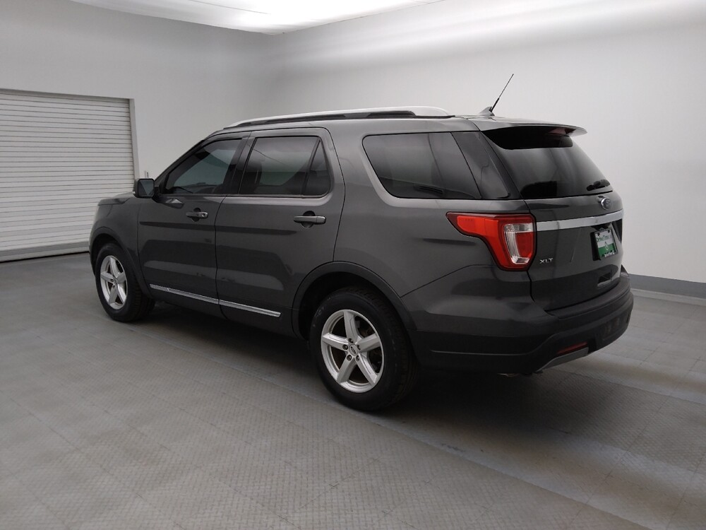 2019 Ford Explorer in Lakewood, CO 80215 - 18109875 3