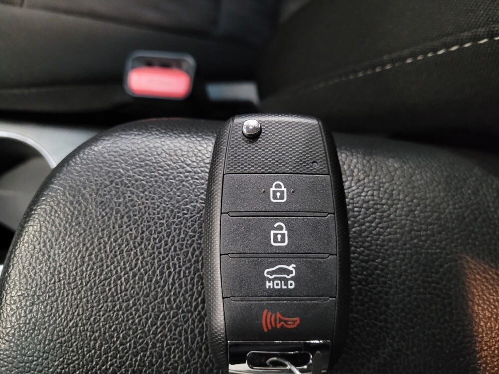 2016 Kia Forte in Chesapeake, VA 23320 - 18109878 32