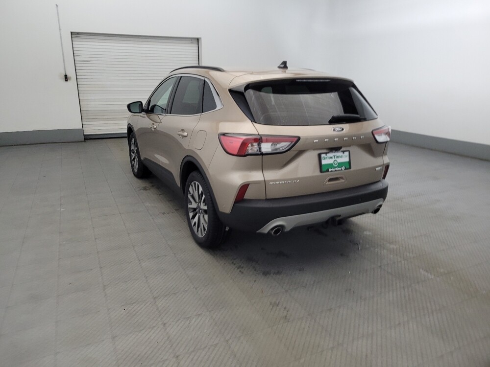 2020 Ford Escape in Williamstown, NJ 8094 - 18109884 5