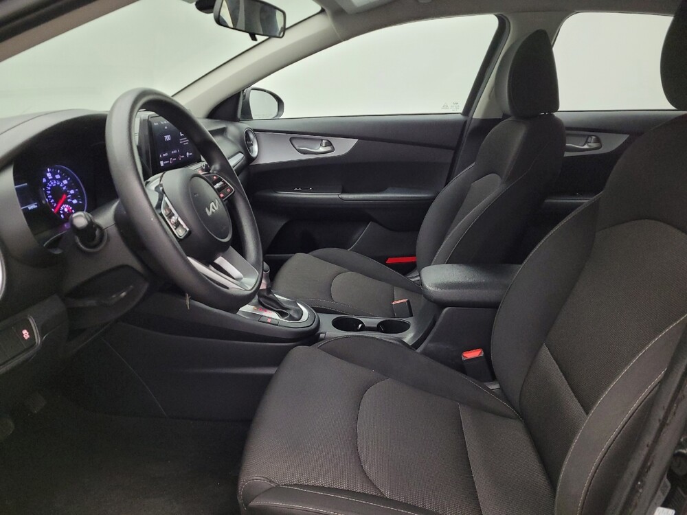 2024 Kia Forte in Toledo, OH 43617 - 18109885 17