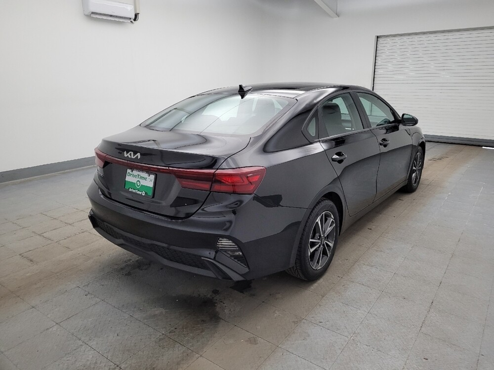 2024 Kia Forte in Toledo, OH 43617 - 18109885 9