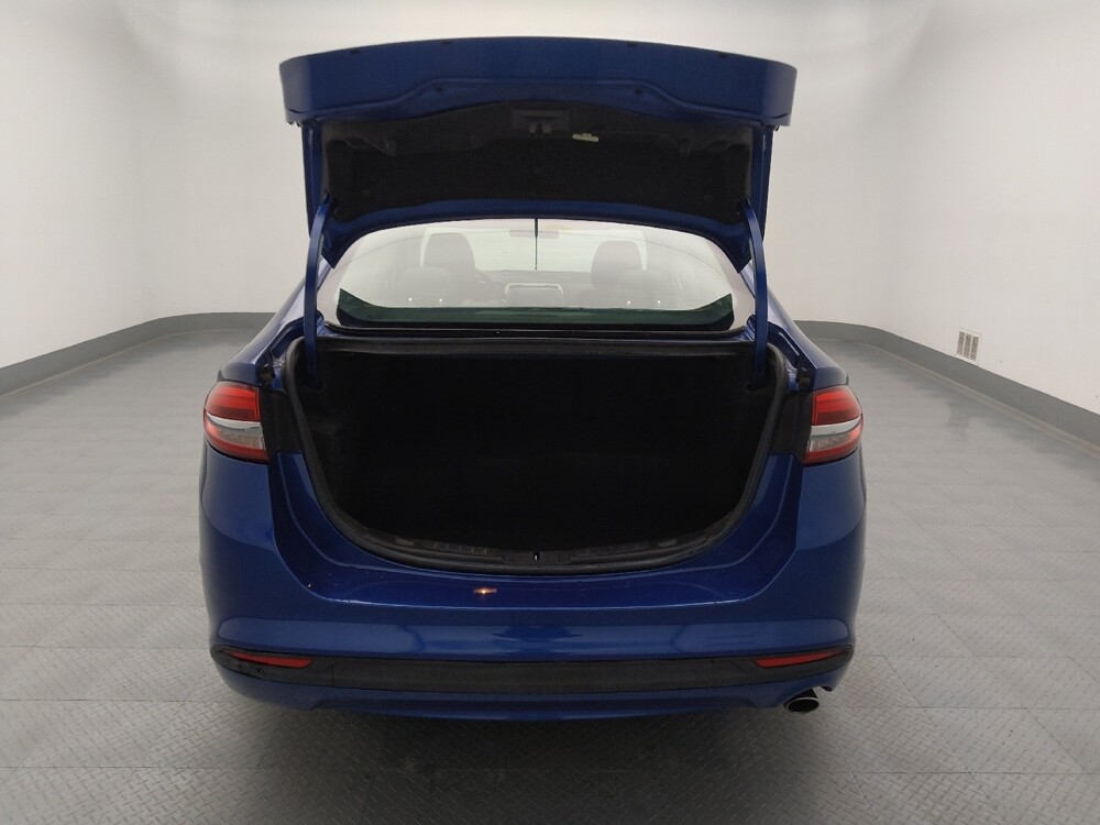 2018 Ford Fusion in Wichita, KS 67207 - 18109901 29