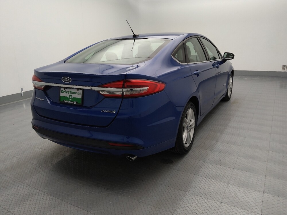 2018 Ford Fusion in Wichita, KS 67207 - 18109901 9