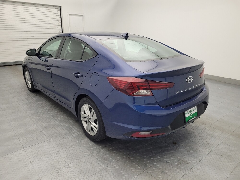 2020 Hyundai Elantra in Greenville, SC 29607 - 18109902 5