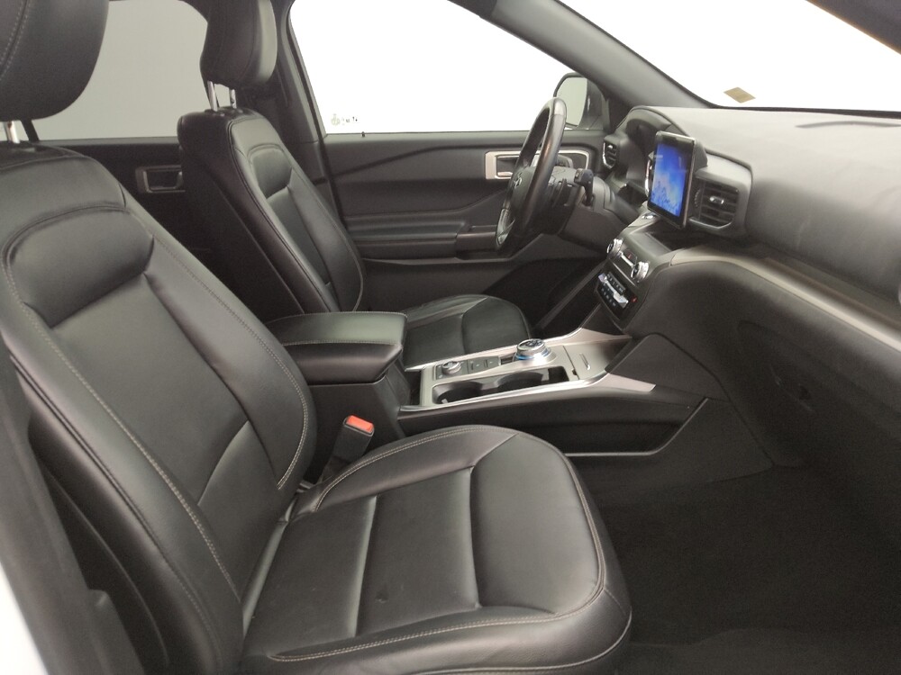 2020 Ford Explorer in St. Louis, MO 63136 - 18109903 21