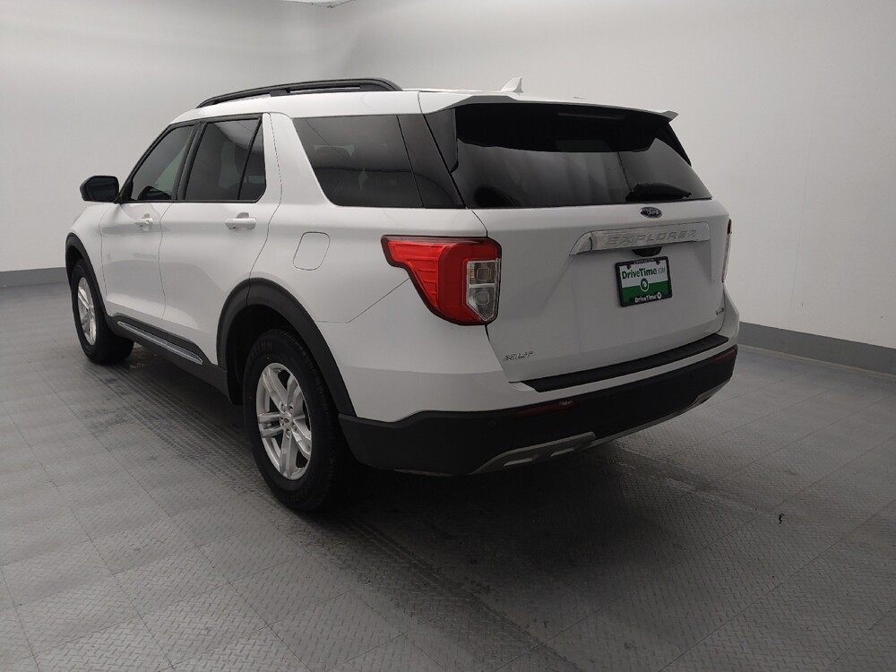 2020 Ford Explorer in St. Louis, MO 63136 - 18109903 5