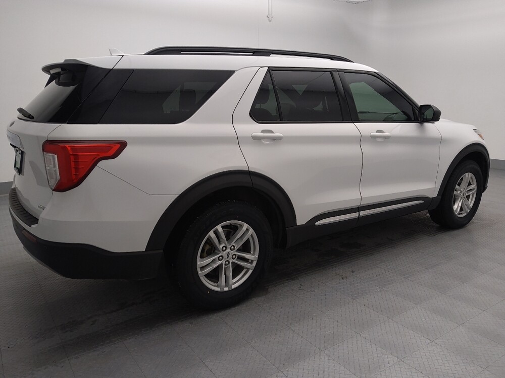 2020 Ford Explorer in St. Louis, MO 63136 - 18109903 10