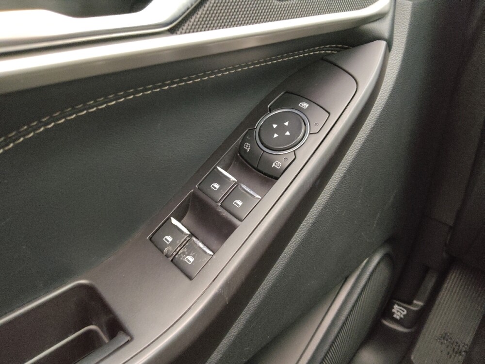 2020 Ford Explorer in St. Louis, MO 63136 - 18109903 27