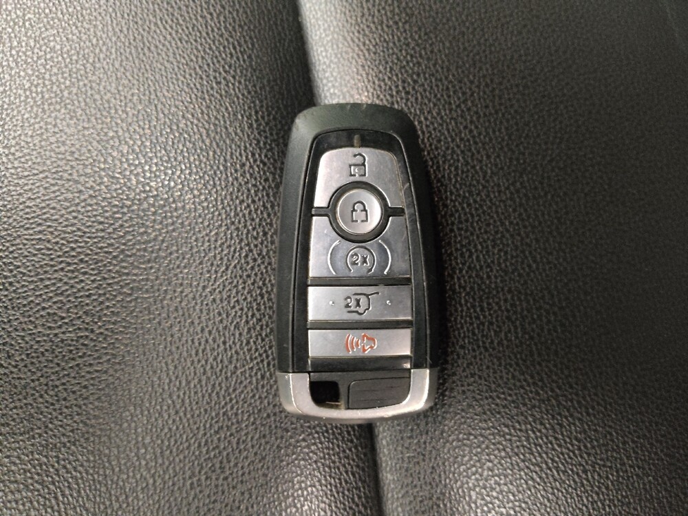 2020 Ford Explorer in St. Louis, MO 63136 - 18109903 32