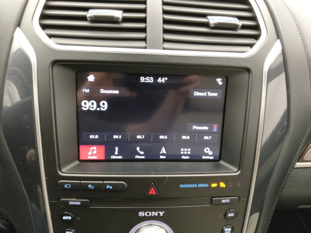 2019 Ford Explorer in Wichita, KS 67207 - 18109908 25