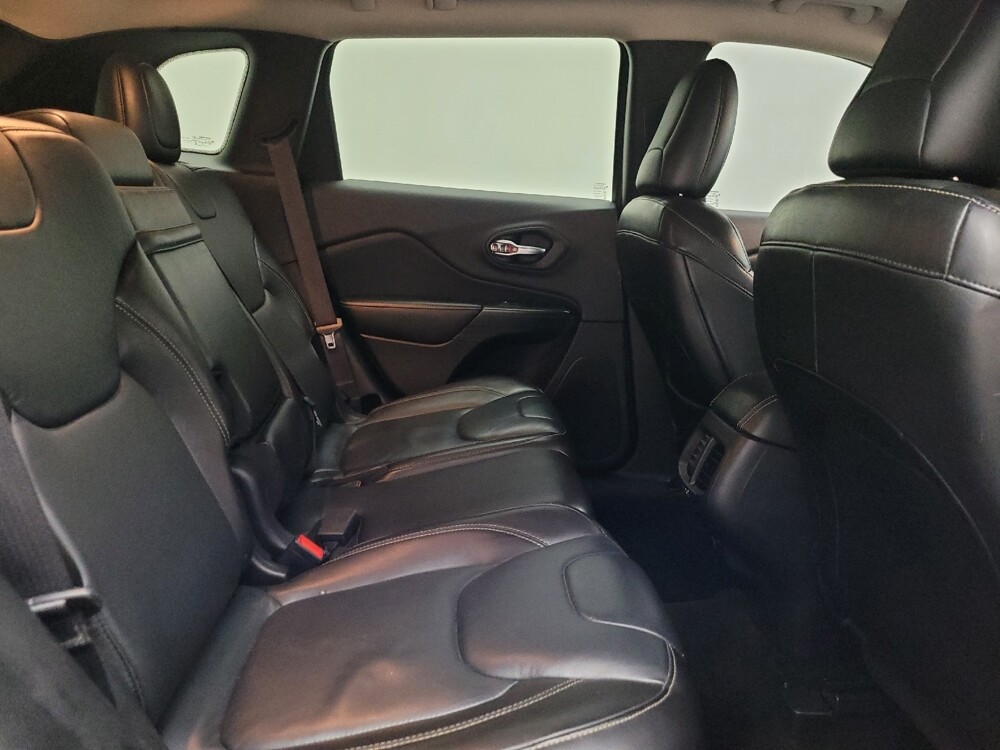 2015 Jeep Cherokee in Springfield, MO 65807 - 18109911 19