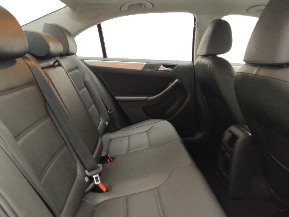 2014 Volkswagen Jetta in Lombard, IL 60148 - 18109912 19