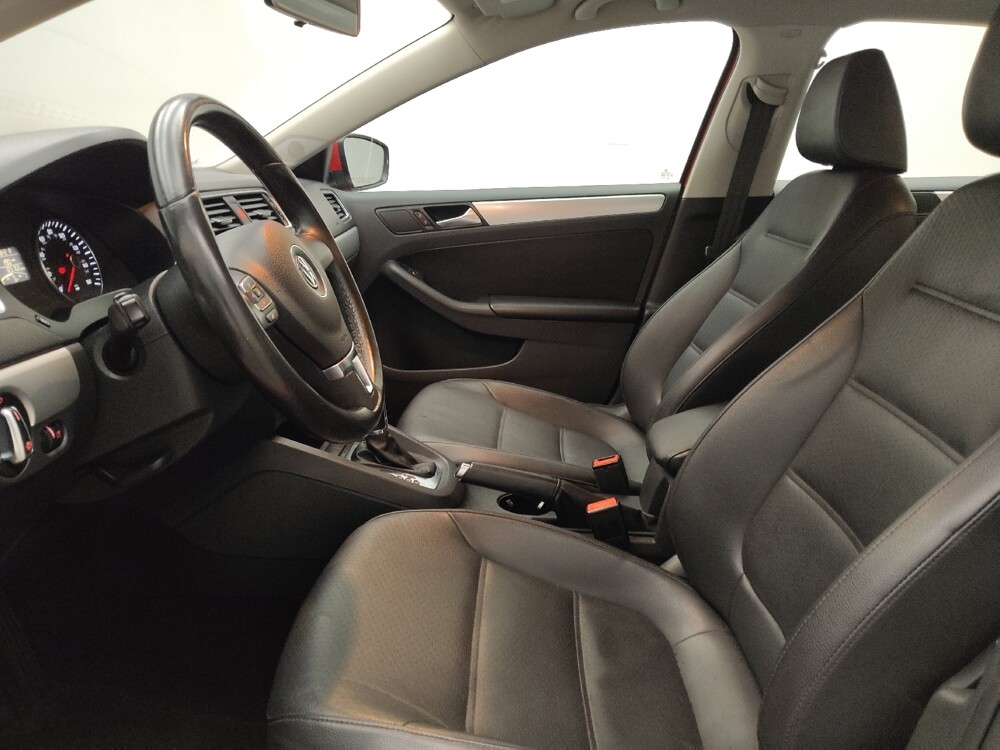 2014 Volkswagen Jetta in Lombard, IL 60148 - 18109912 17