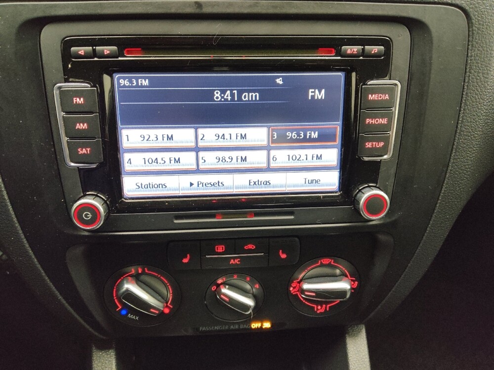 2014 Volkswagen Jetta in Lombard, IL 60148 - 18109912 25