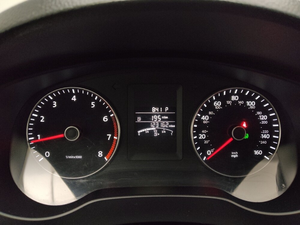 2014 Volkswagen Jetta in Lombard, IL 60148 - 18109912 23