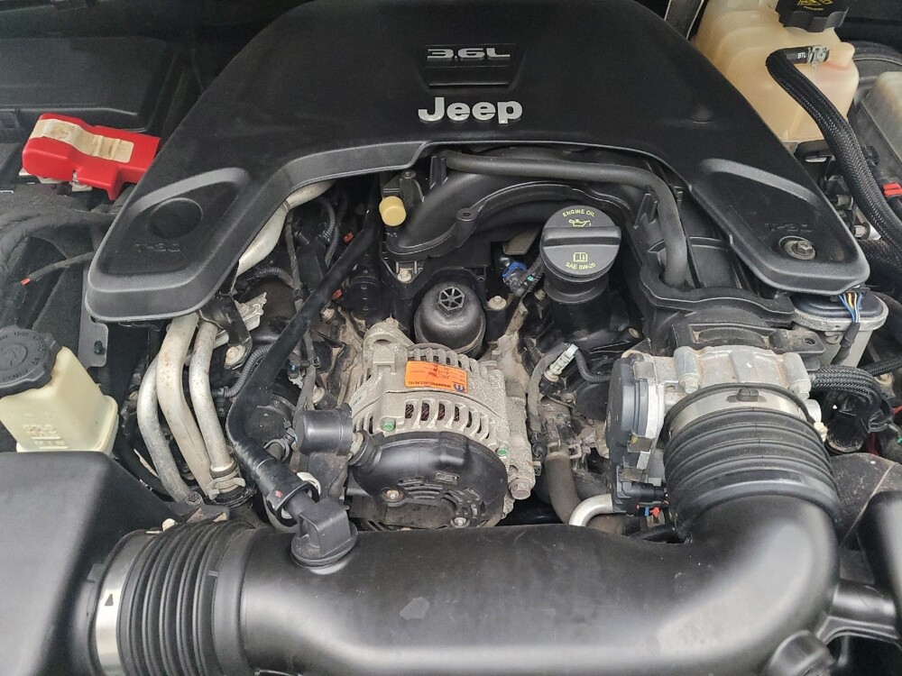 2018 Jeep Wrangler in Taylor, MI 48180 - 18109918 30