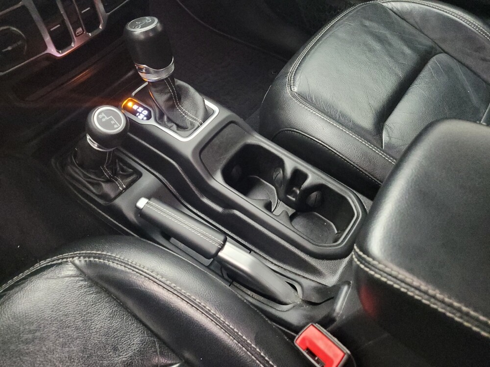 2018 Jeep Wrangler in Taylor, MI 48180 - 18109918 26