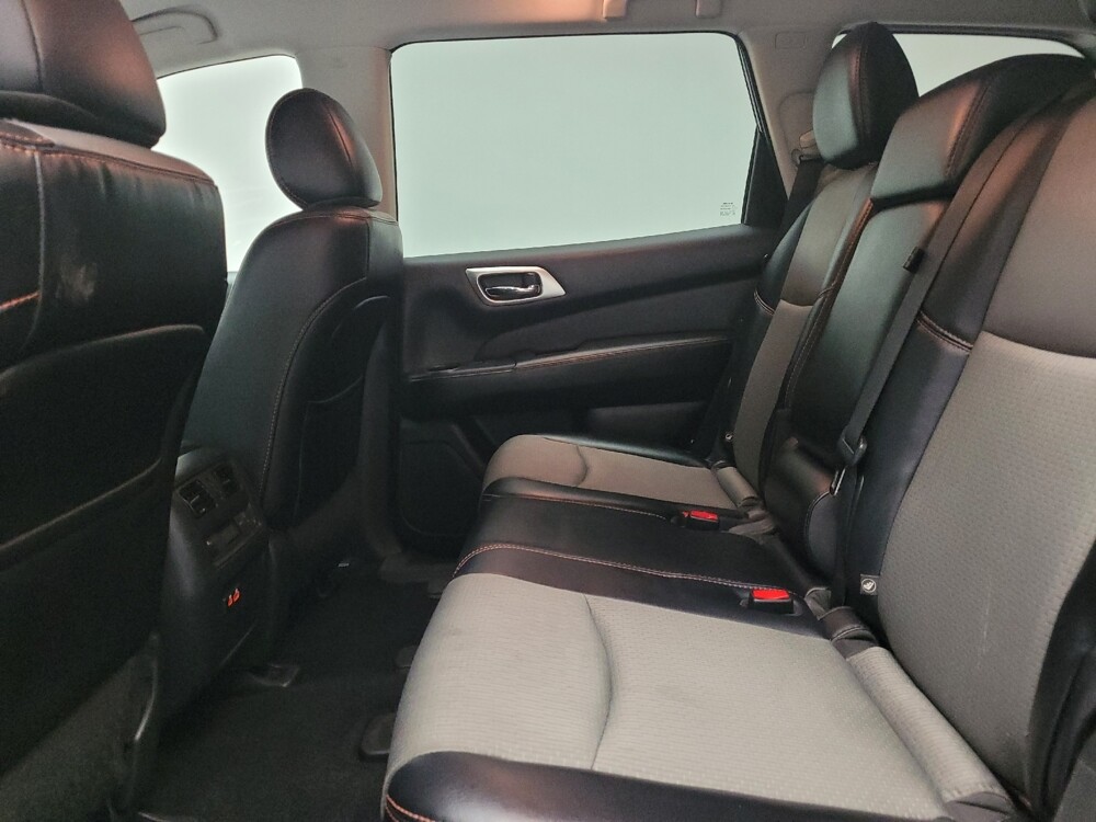 2019 Nissan Pathfinder in Taylor, MI 48180 - 18109920 18