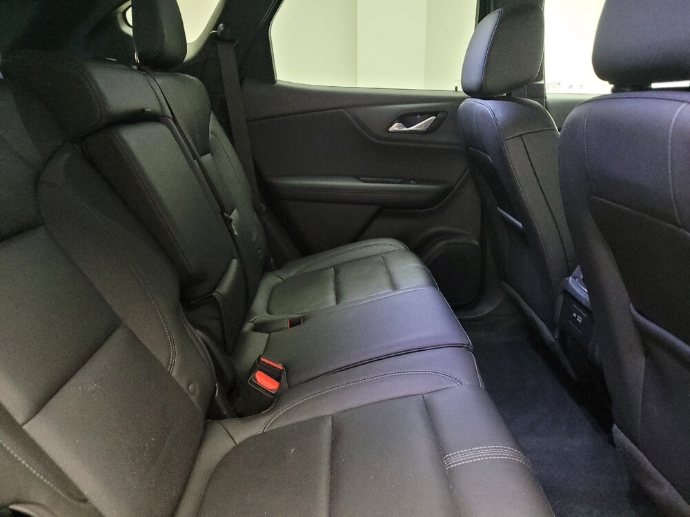 2019 Chevrolet Blazer in Taylor, MI 48180 - 18109921 19