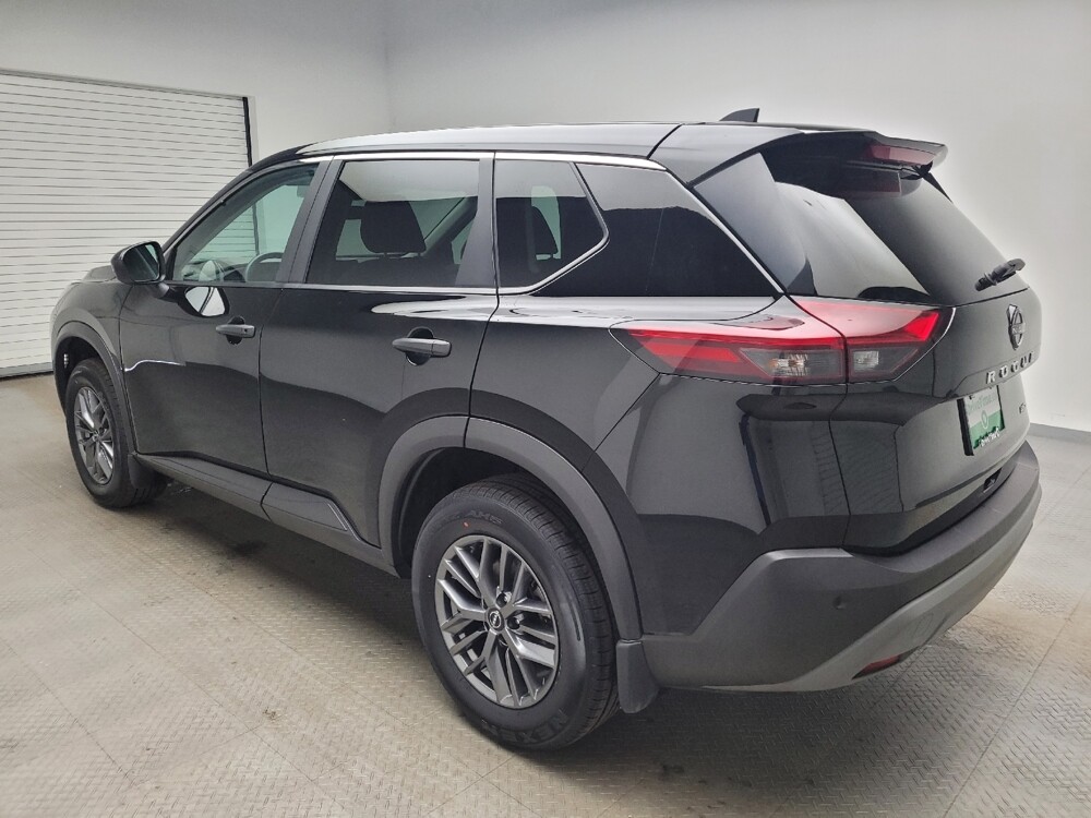 2023 Nissan Rogue in Taylor, MI 48180 - 18109924 3
