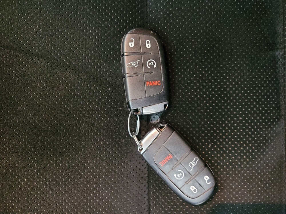 2018 Jeep Grand Cherokee in Grand Rapids, MI 49508 - 18109926 32