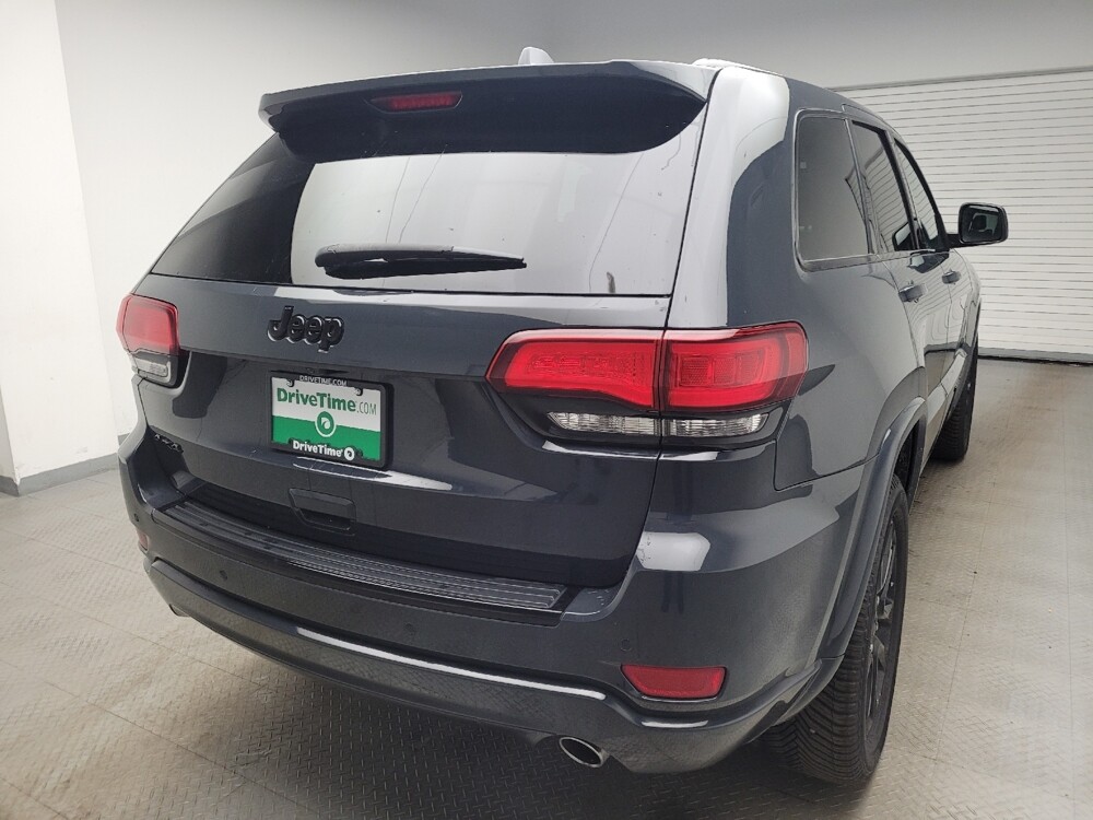 2018 Jeep Grand Cherokee in Grand Rapids, MI 49508 - 18109926 7