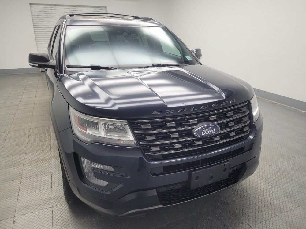 2017 Ford Explorer in Indianapolis, IN 46222 - 18109928 14