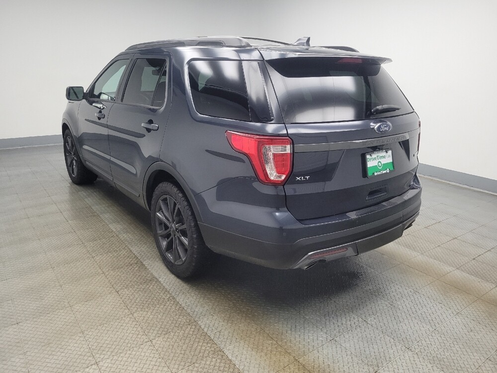 2017 Ford Explorer in Indianapolis, IN 46222 - 18109928 3