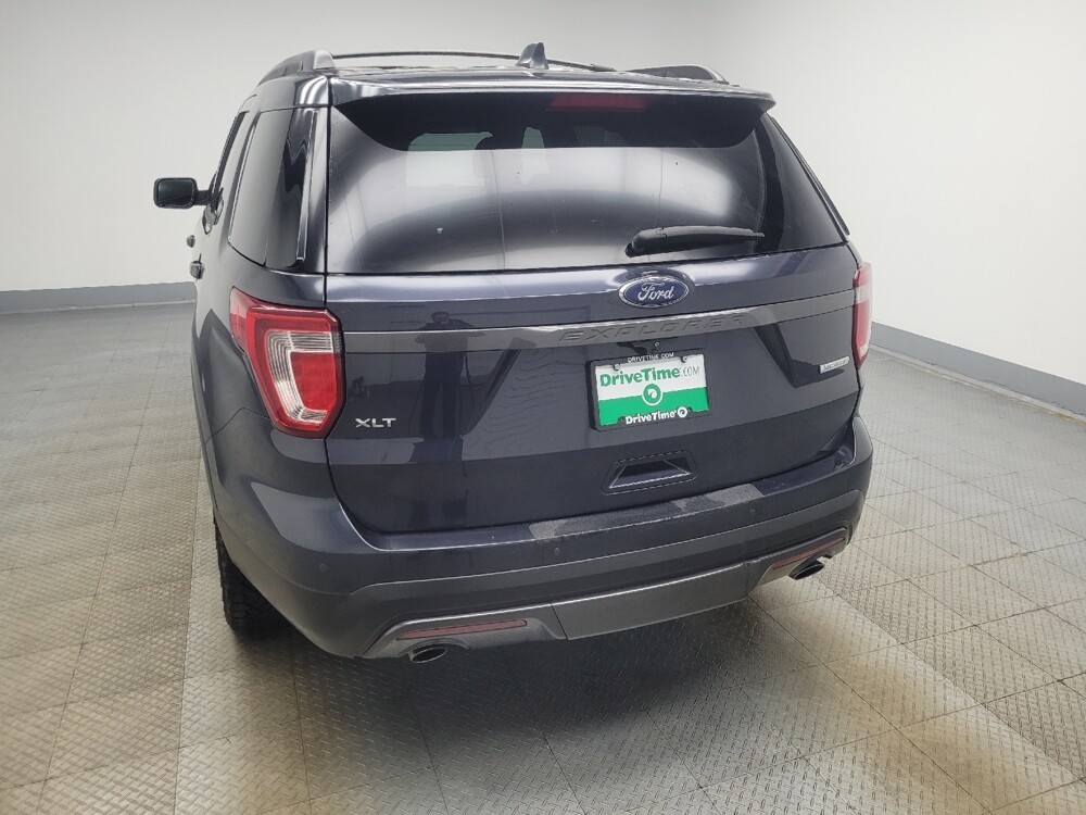 2017 Ford Explorer in Indianapolis, IN 46222 - 18109928 6