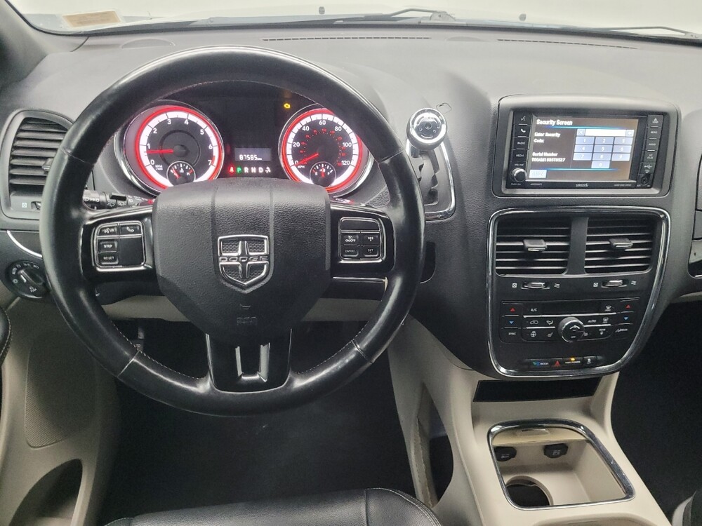 2016 Dodge Grand Caravan in Mishawaka, IN 46545 - 18109932 22