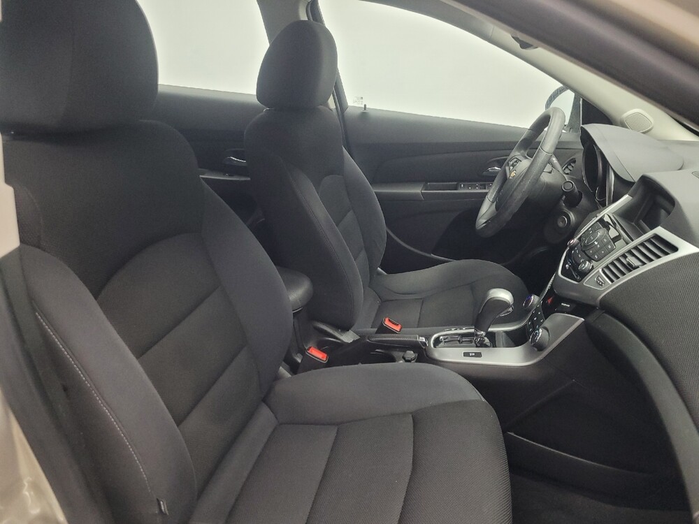 2016 Chevrolet Cruze in Ft Wayne, IN 46805 - 18109935 21