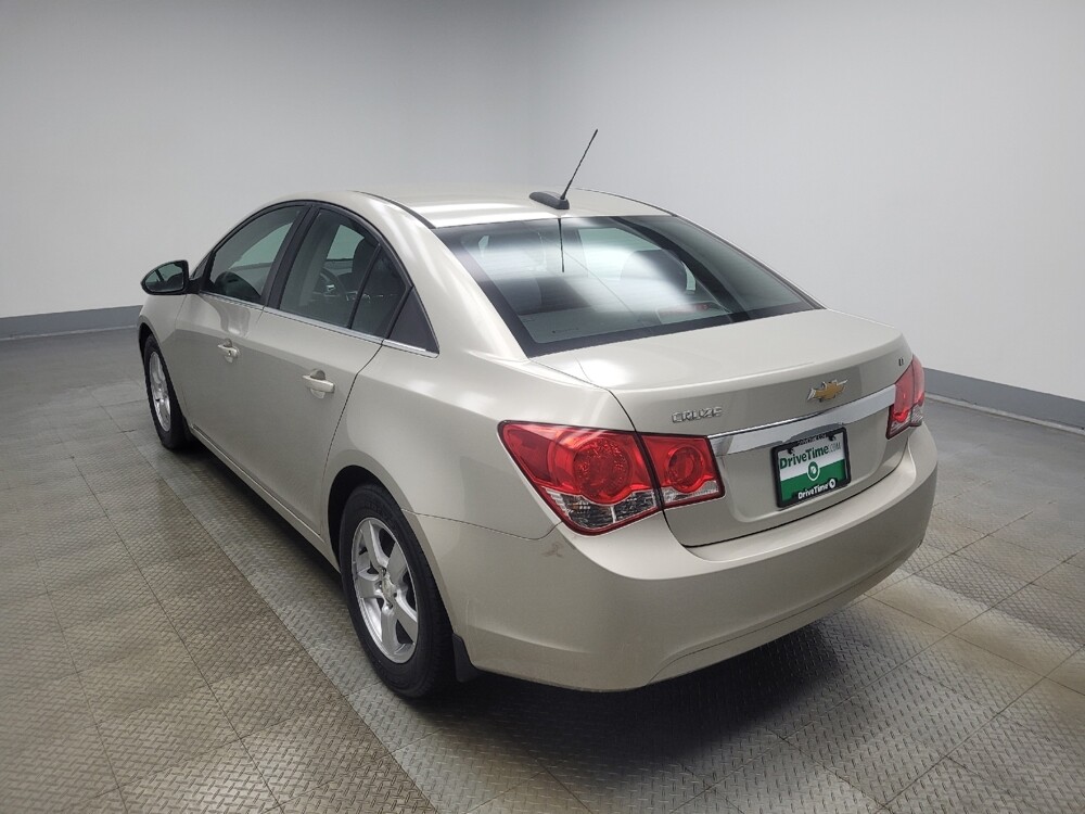 2016 Chevrolet Cruze in Ft Wayne, IN 46805 - 18109935 5