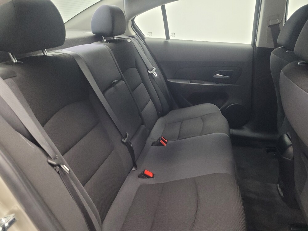 2016 Chevrolet Cruze in Ft Wayne, IN 46805 - 18109935 19