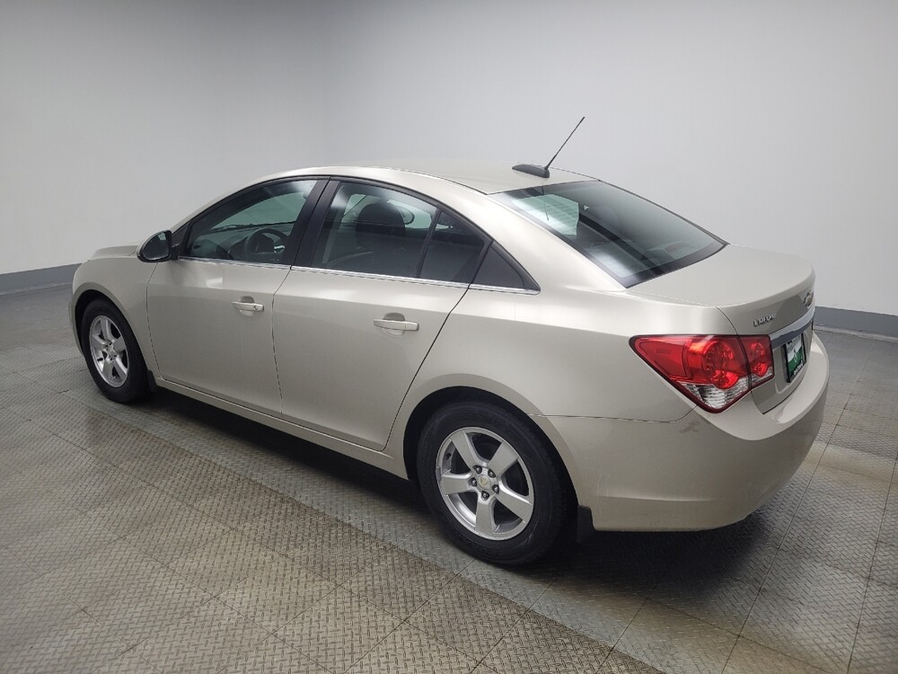 2016 Chevrolet Cruze in Ft Wayne, IN 46805 - 18109935 3
