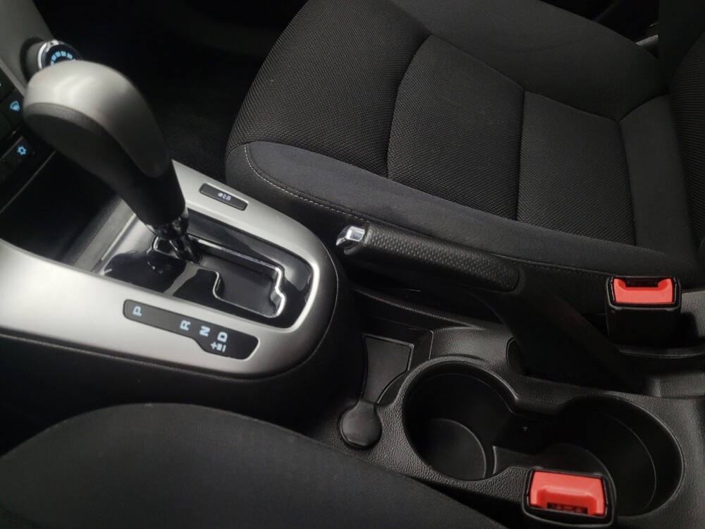 2016 Chevrolet Cruze in Ft Wayne, IN 46805 - 18109935 26