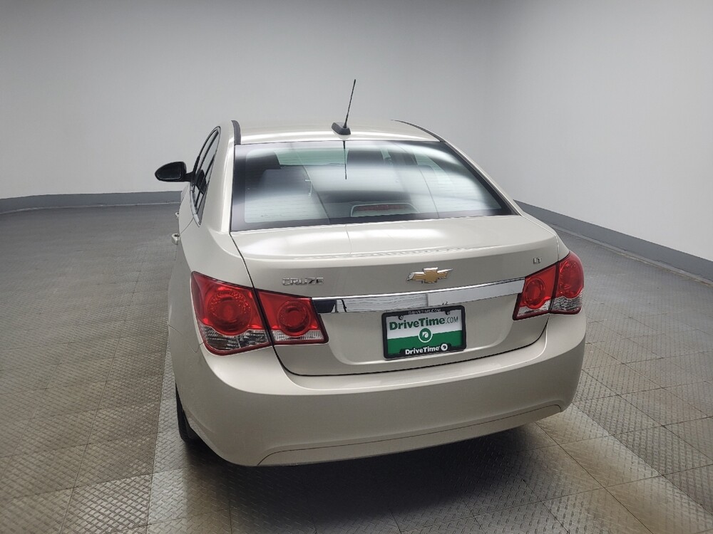 2016 Chevrolet Cruze in Ft Wayne, IN 46805 - 18109935 6