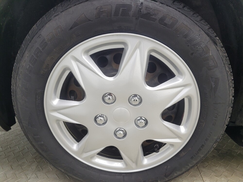 2015 Nissan Versa in Indianapolis, IN 46219 - 18109936 31