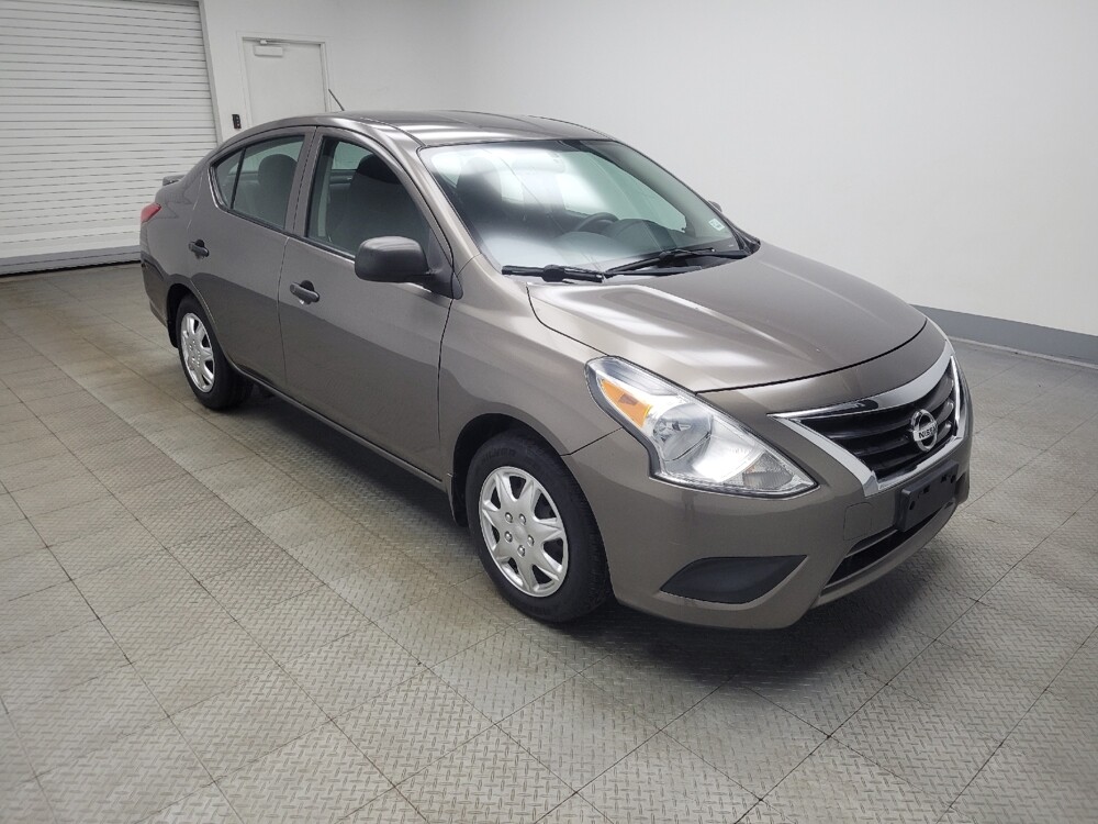2015 Nissan Versa in Indianapolis, IN 46219 - 18109936 11